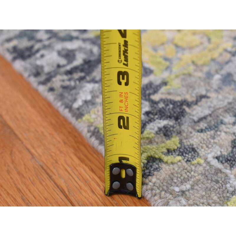 Shahbanu Rugs Butter Yellow, Wool and Silk, Transitional Design, Hand